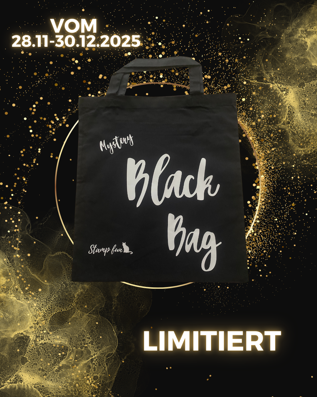 Ein schwarzen Stofftüte gefüllt mit Bastelzubehör, Stempel, Stencil. Erhältlich nur an Black Friday Wochenende. 